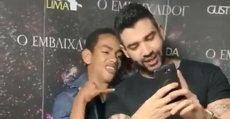 Gusttavo Lima tem atitude honrosa com fã deficiente e emociona internautas