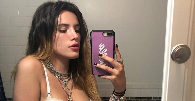 Bella Thorne divulga fotos íntimas nas redes sociais após receber ameaças de hacker