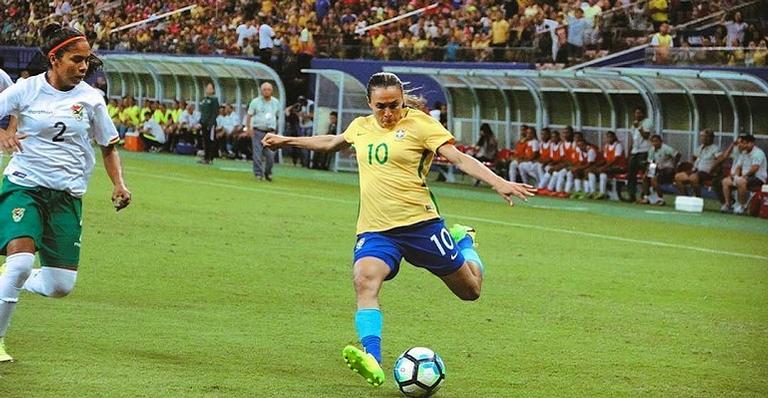 Seleção Brasileira carimba passaporte para as oitavas de final em jogo incrível