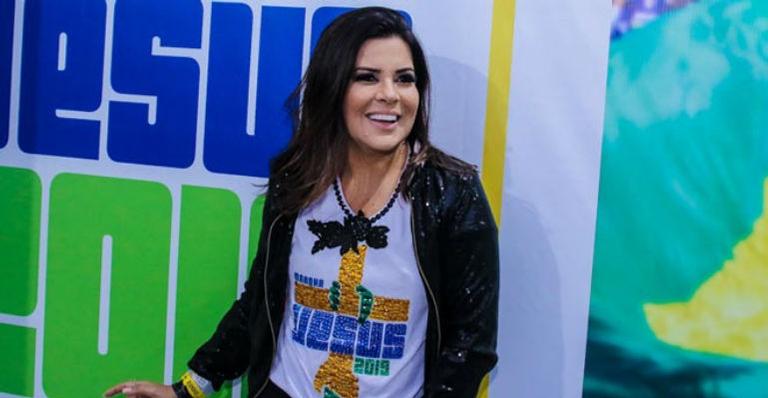 Evangélica, Mara Maravilha se emociona ao participar da Marcha para Jesus