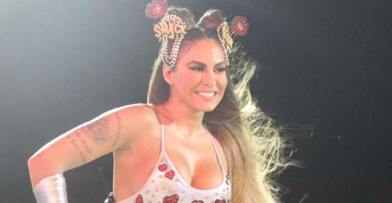 Alinne Rosa confirma presença na 23ª Parada do Orgulho LGBTQIA+