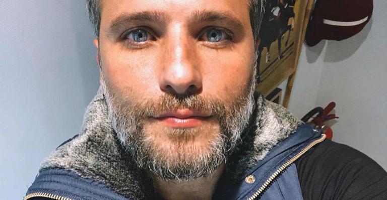 Bruno Gagliasso passa por transformação e muda o visual: ”Cabelin na régua”