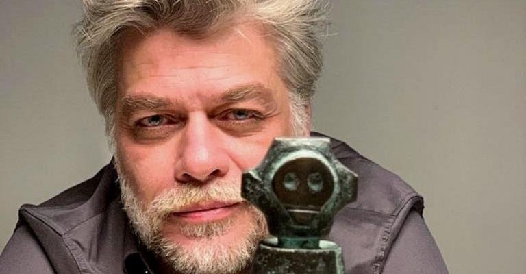 Fábio Assunção se compara com filho adolescente e brinca: ”A cara do pai”