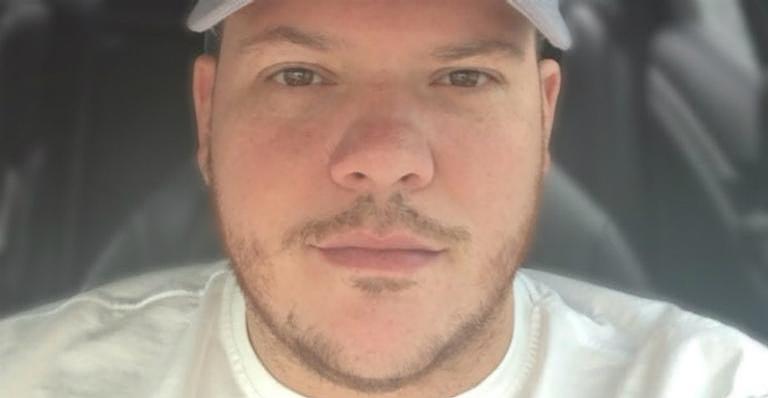 Ferrugem abandona show após fã jogar bebida na sua cara