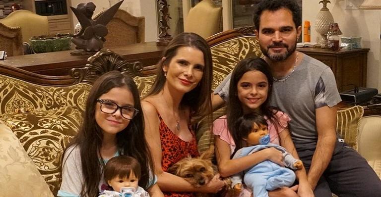 Reencontro entre Luciano Camargo e suas filhas é a coisa mais linda que você verá hoje