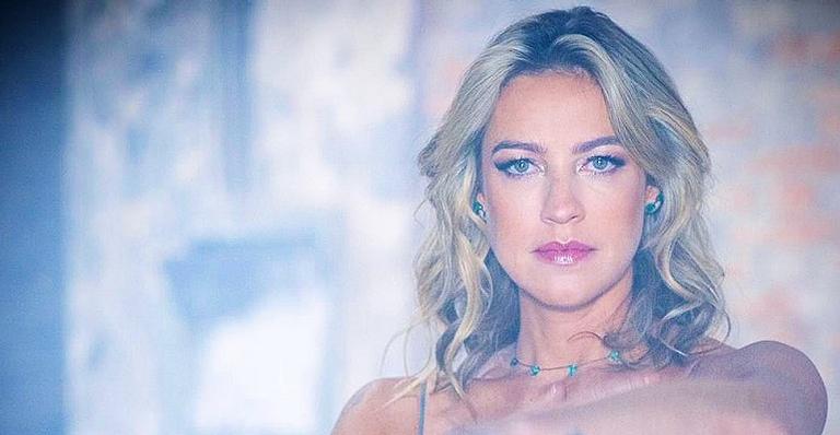 Luana Piovani disserta sobre casamento com Pedro Scooby e classifica como frustrante