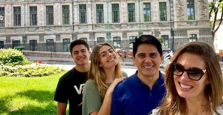 César Filho encanta ao mostrar momento de férias com a família: ”Podemos ficar 24h juntos”