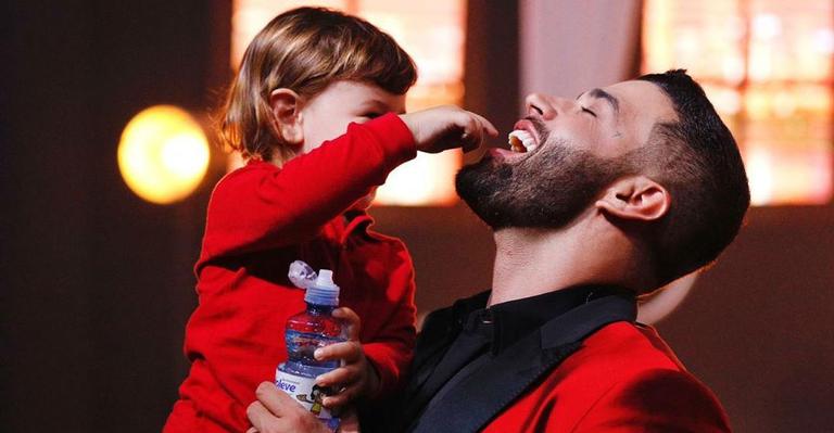 Gusttavo Lima faz post em comemoração ao aniversário do filho