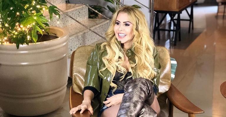 Joelma tranquiliza fãs após rumores de acidente: ”Eu não morri”