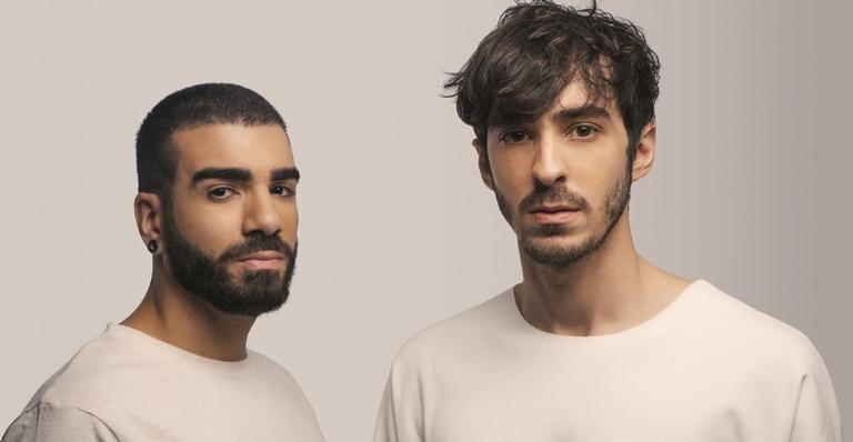 OutroEu investe em músicas autorias e românticas em seu novo EP ”Encaixe”