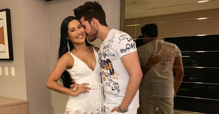 Thaynara OG e Gustavo Mioto brincam em comentários de post no Instagram