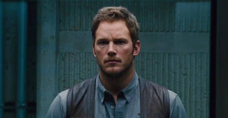 Chris Pratt posta foto nu para mostrar queimadura de sol