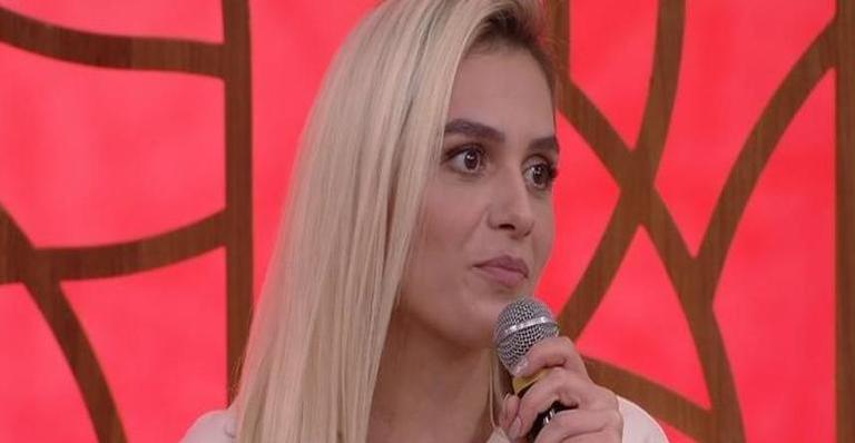 Noiva, Monica Iozzi faz apelo para o seu ex-namorado: ”Queria muito”