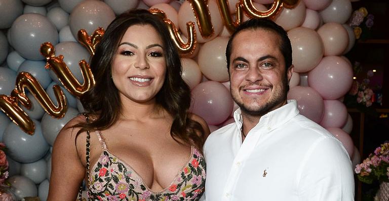 Thammy Miranda e Andressa Ferreira fazem chá de revelação