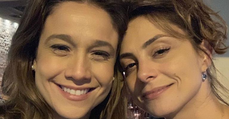 Fernanda Gentil faz clique ao lado da esposa, após malhação