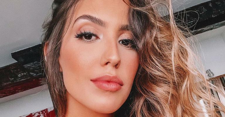 As vésperas do parto de Davi, Gabi Brandt ‘reclama’ que fãs já não ligam mais para ela