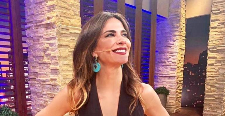 Luciana Gimenez deixa fãs em dúvida após postar registro ousado na Grécia