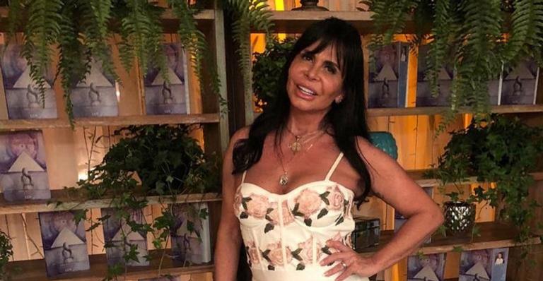 Gretchen surpreende internautas e cria perfil para sua personagem em ‘A Dona do Pedaço’