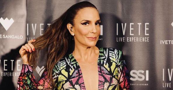 Ivete Sangalo faz clique fofo de uma das gêmeas e fãs vão a loucura