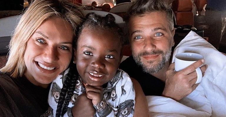 Giovanna Ewbank realiza viagem dos sonhos com a família
