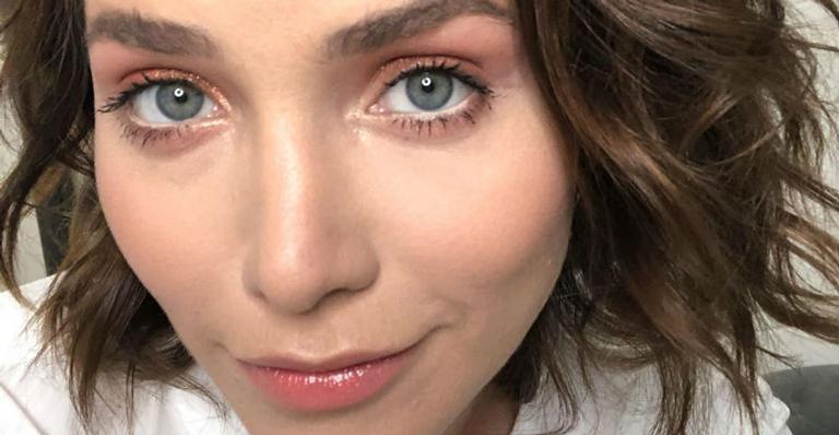 Letícia Colin fala sobre a primeira gravidez: ”Tem um bebê dentro de mim”