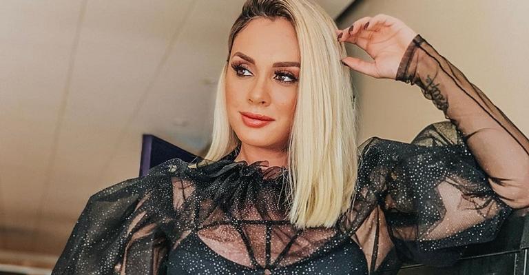 Recém separada, Juju Salimeni é flagrada com novo affair em bar em São Paulo