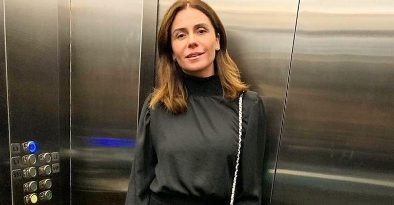 Giovanna Antonelli faz rara aparição com as filhas gêmeas em shopping no Rio