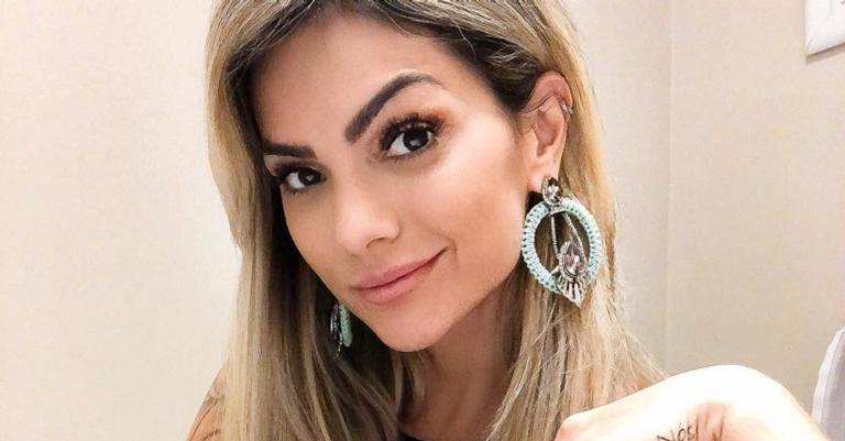 Kelly Key comemora clique com filho do meio: ”Finalmente consegui uma foto com ele”