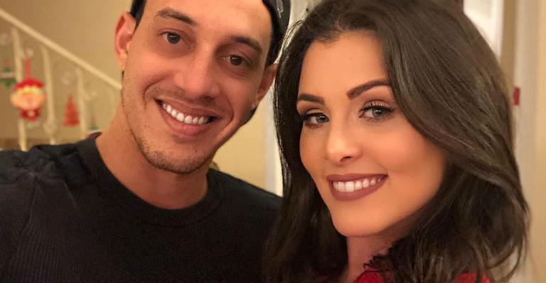 Ex-bailarina do Faustão anuncia primeiro filho com jogador do Cruzeiro: ”Agora somos três”