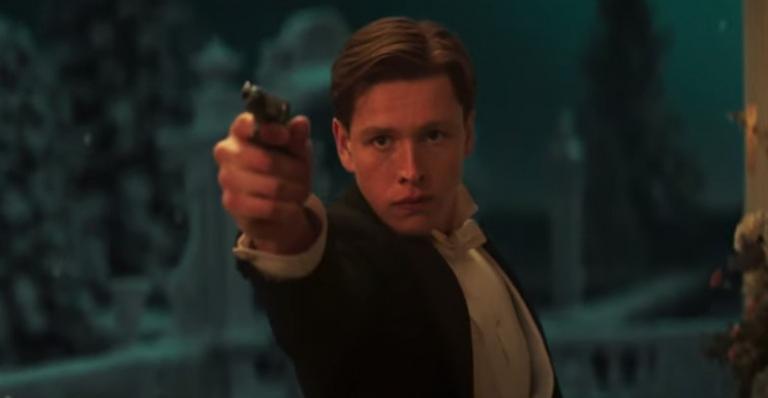 Sequência de “Kingsman” mostra guerra e criação da agência de inteligência no primeiro trailer