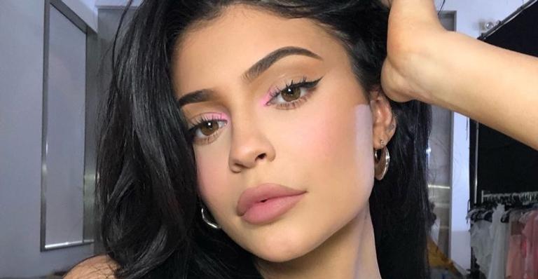 Kylie Jenner rebate comentário de hater para Stassie Karanikolaou