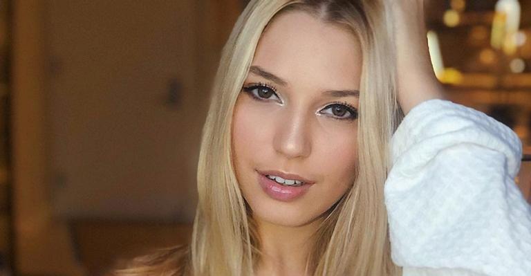 Isabelle Bittencourt surge feliz e causa discussão entre seguidores: ”Não se culpe por recomeçar”