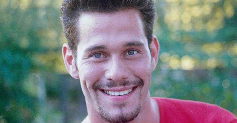 Ex-galã da Globo surpreende internautas ao mostrar marido gato