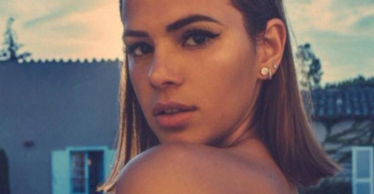 Bruna Marquezine volta para a academia e leva ”bronca” do personal trainer