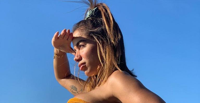 Anitta embarca para festival na Bélgica onde se apresenta no final de semana