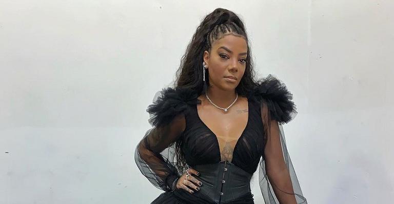 Ludmilla responde internauta que criticou seu namoro com Brunna Gonçalves