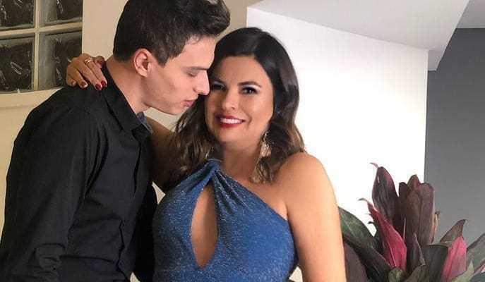 Nada ciumenta, Mara Maravilha compartilha foto sensual do namorado vestido de anjo