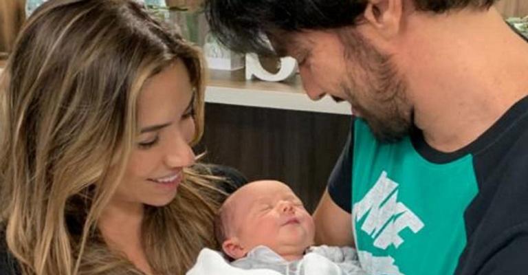 Fabio Faria, marido de Patricia Abravanel, exibe caçula de 3 meses em clique inédito