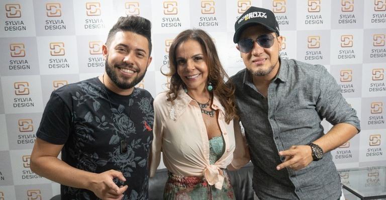 Na contramão da sofrência, Sula Miranda lança nova música sobre amor e revela se está solteira