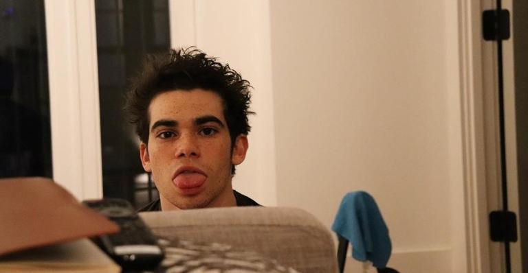 Causa oficial da morte de Cameron Boyce, estrela de ‘Descendentes’, é revelada em autópsia