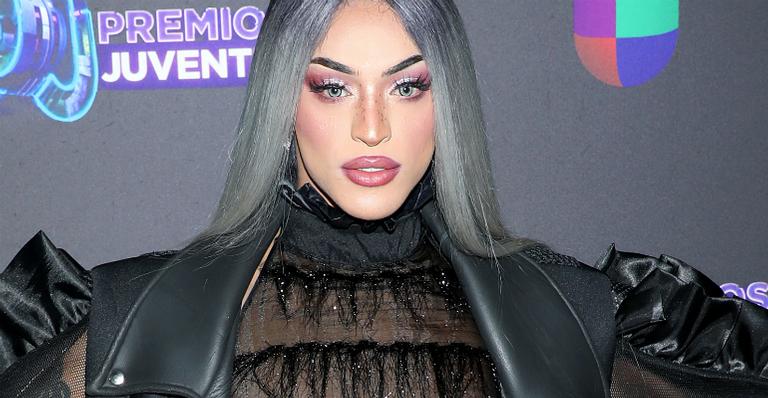 Pabllo Vittar radicaliza, raspa a cabeça e exibe novo visual: ”Minha mãe deu um grito quando viu”