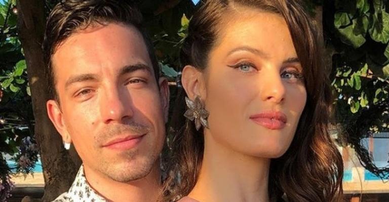 Isabeli Fontana revela como foi o primeiro encontro com Di Ferrero: ”Fiquei tensa”