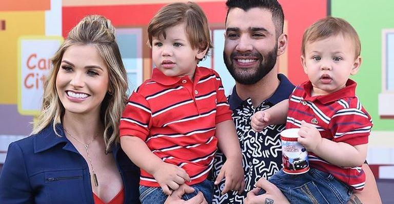 Andressa Suita explode o fofurômetro ao flagrar Gusttavo Lima cantando para os dois filhos