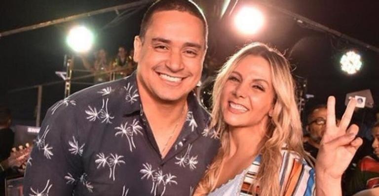 Carla Perez se irrita e defende Xanddy da acusação de intolerância religiosa