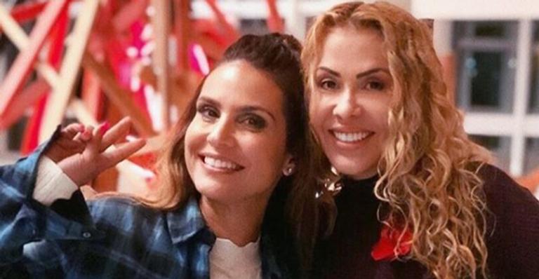 Joelma tieta Aline Barros e é criticada na web: ”Cuidado com a homofobia!”