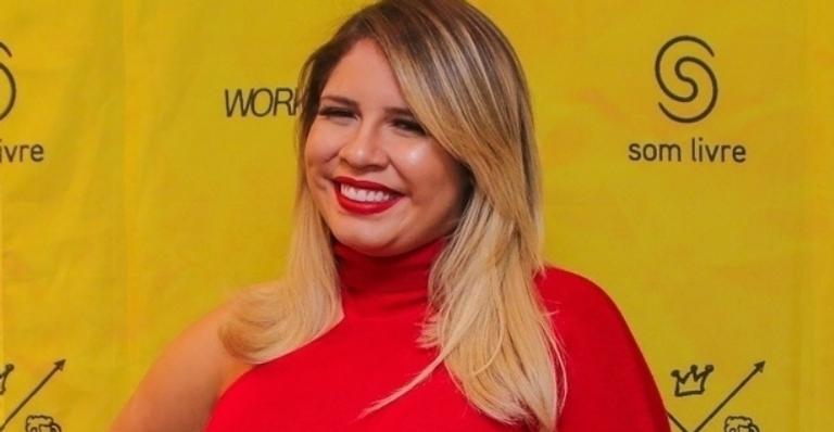 Grávida, Marília Mendonça muda o visual e aparece com o cabelo curtinho