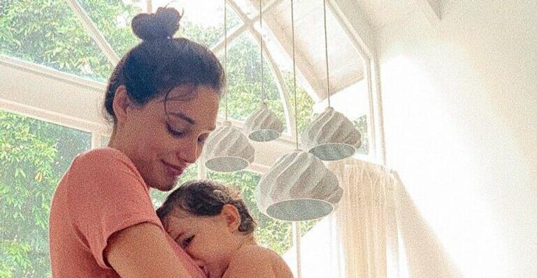 Mãe de Bella, Débora Nascimento diz: ”Minha filha entrou em contato com a tristeza através de mim”