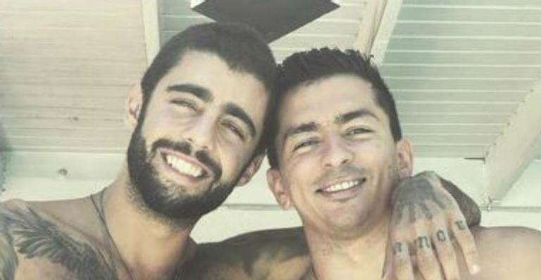 Irmão de Anitta faz homenagem ao cunhado, Pedro Scooby: ”Quero sempre na minha vida”