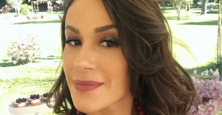 Nadja Haddad choca ao revelar cirurgia plástica: ”Parecia um fusca”