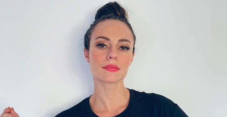 Flagrada! Paolla Oliveira é vista com roupa bem diferente em shopping